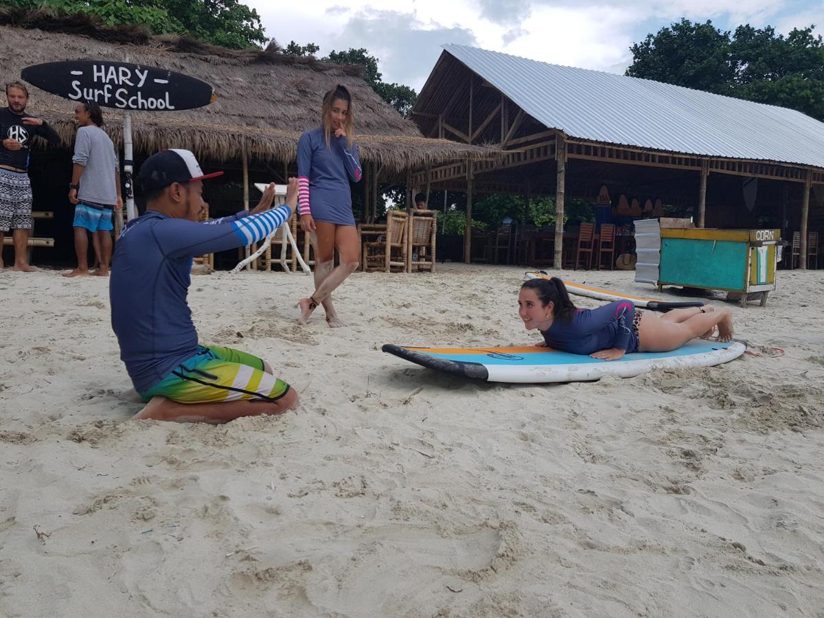 Tropical Sunday Bungalow - Surf And Stay Selong Belanak Exteriér fotografie