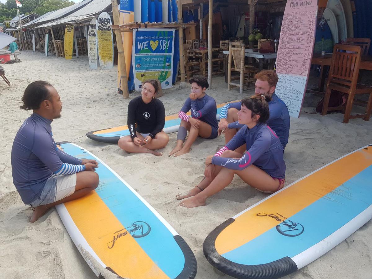 Tropical Sunday Bungalow - Surf And Stay Selong Belanak Exteriér fotografie