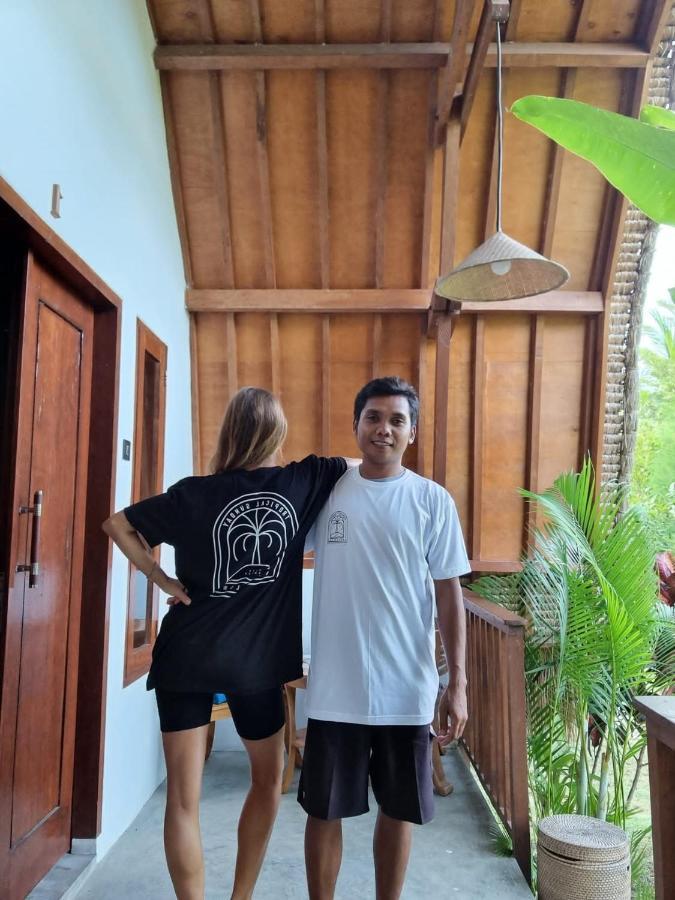 Tropical Sunday Bungalow - Surf And Stay Selong Belanak Exteriér fotografie